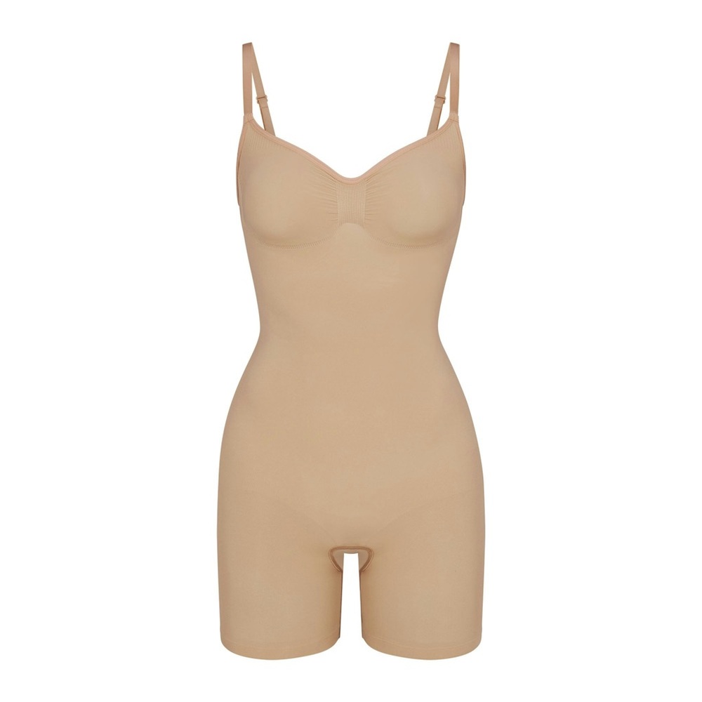 Skims Everyday Sculpt MID THIGH BODYSUIT